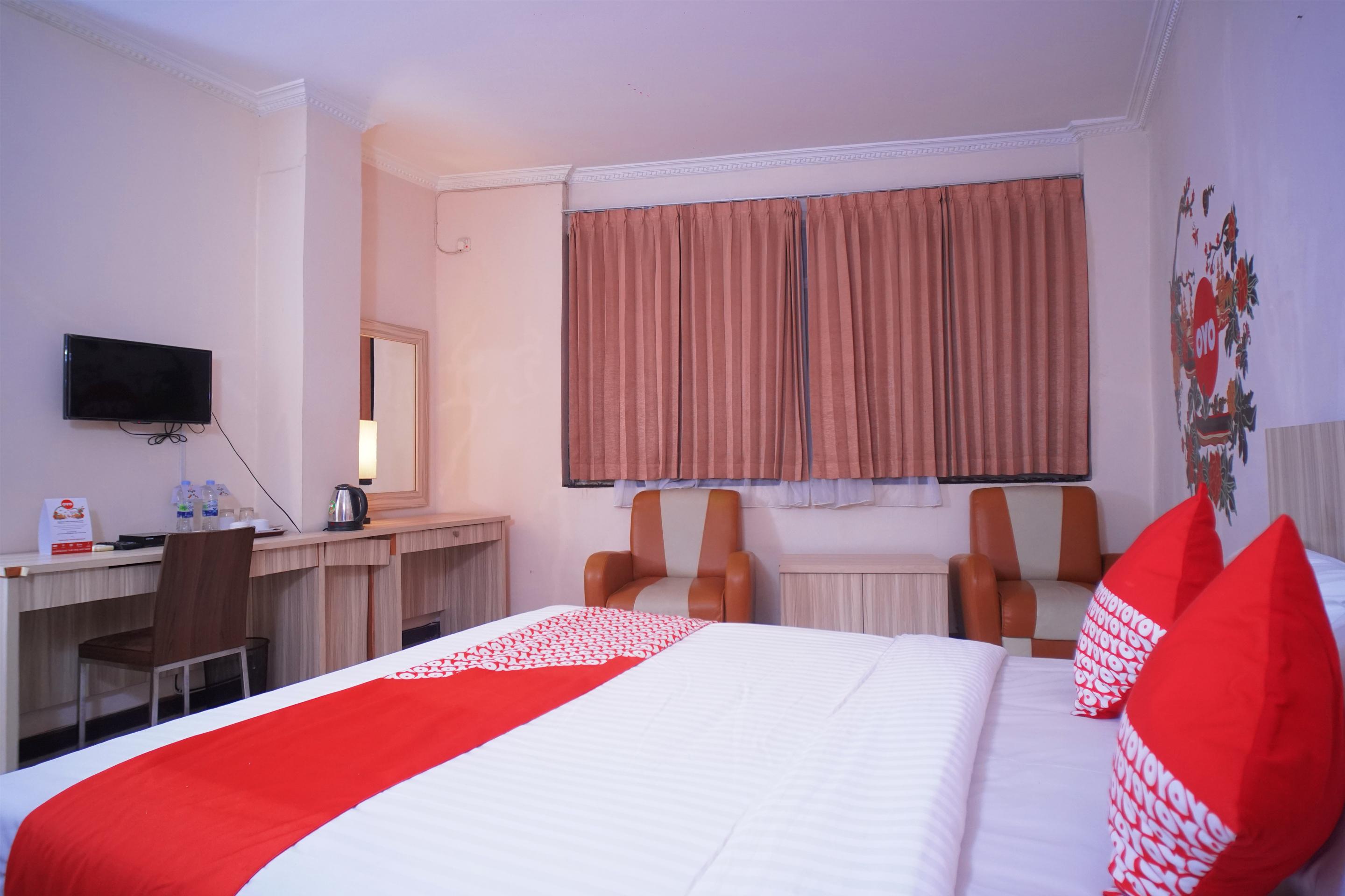 OYO 142 Hotel Al Furqon Syariah Palembang Exterior foto
