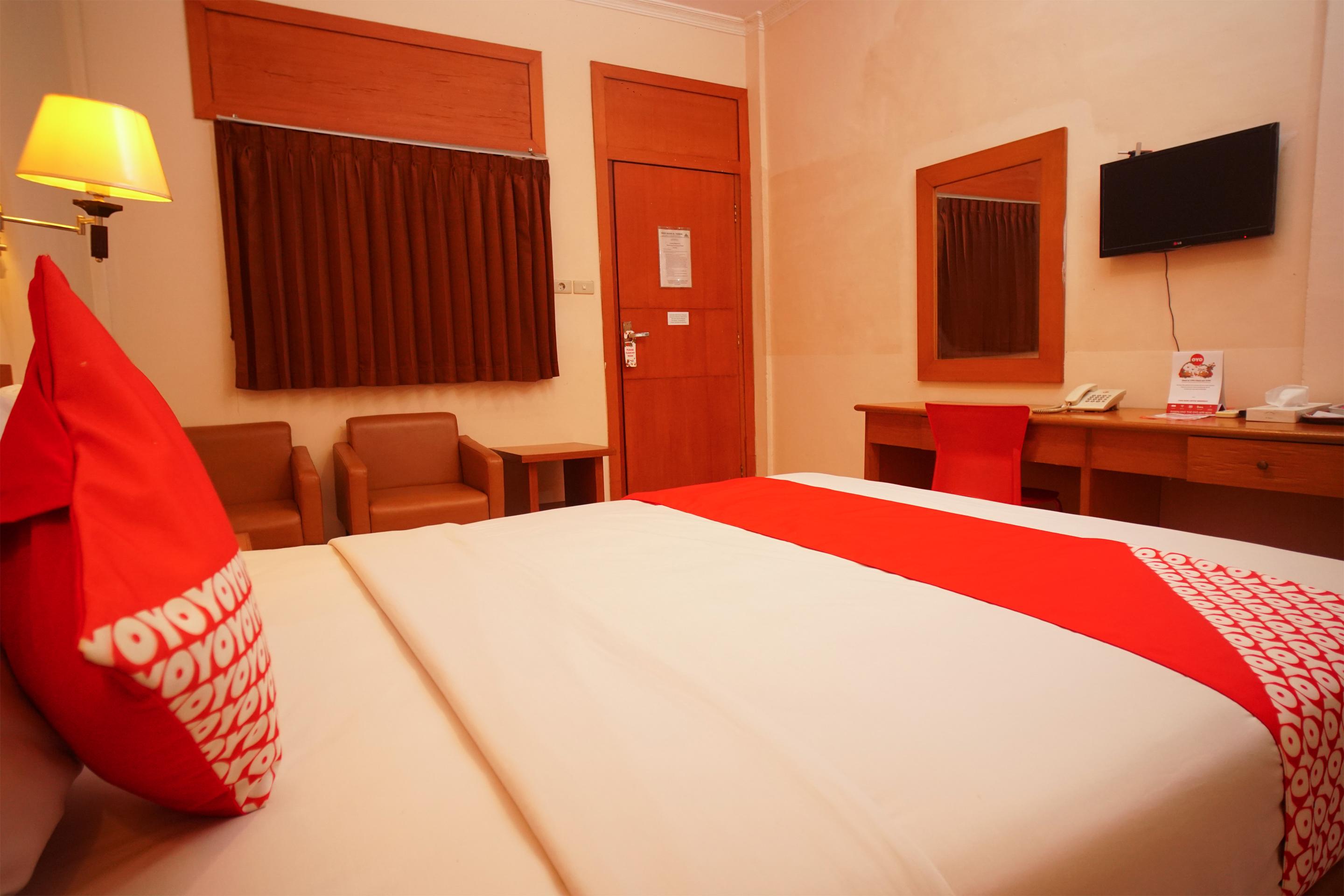 OYO 142 Hotel Al Furqon Syariah Palembang Exterior foto