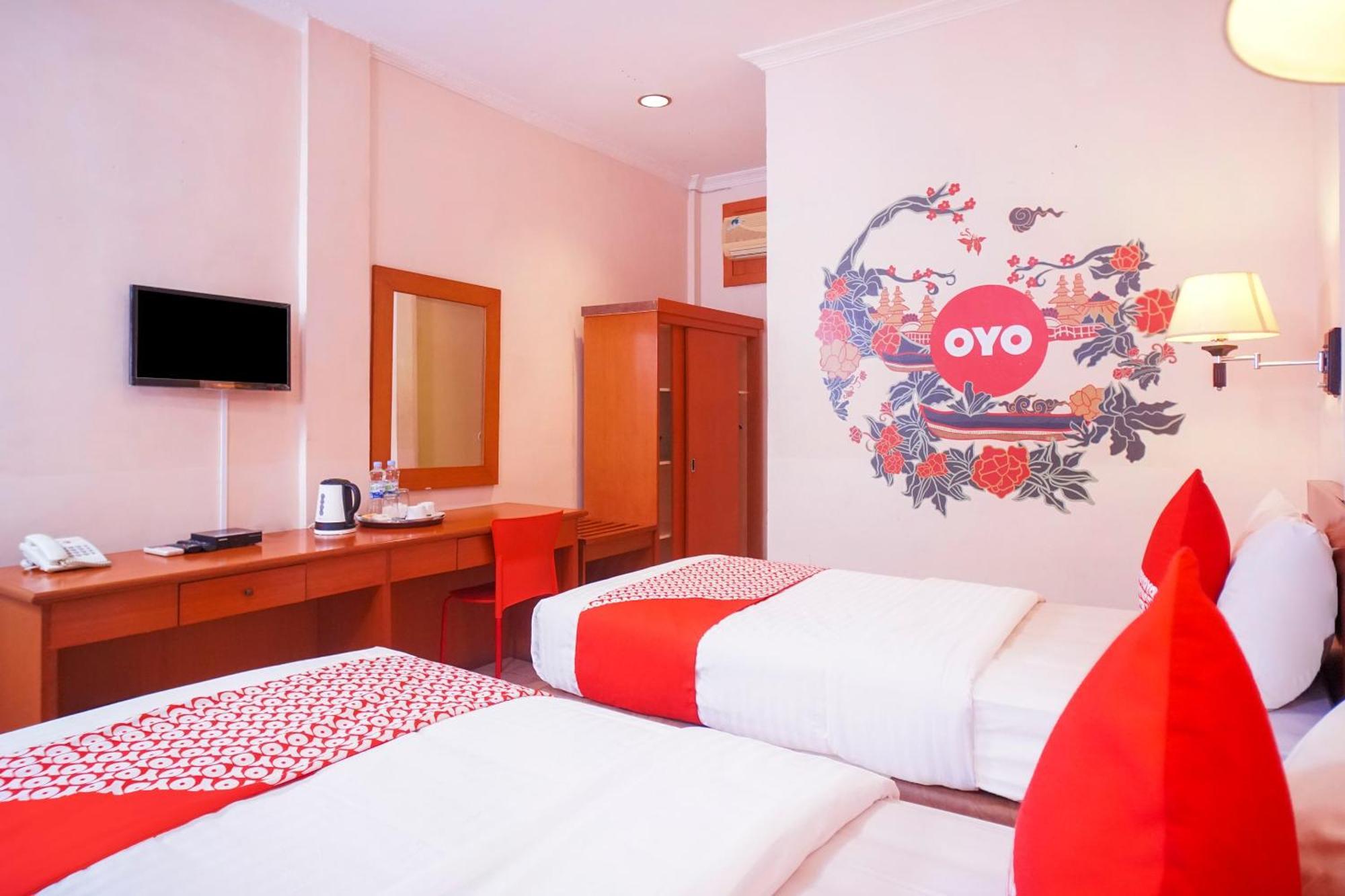 OYO 142 Hotel Al Furqon Syariah Palembang Exterior foto
